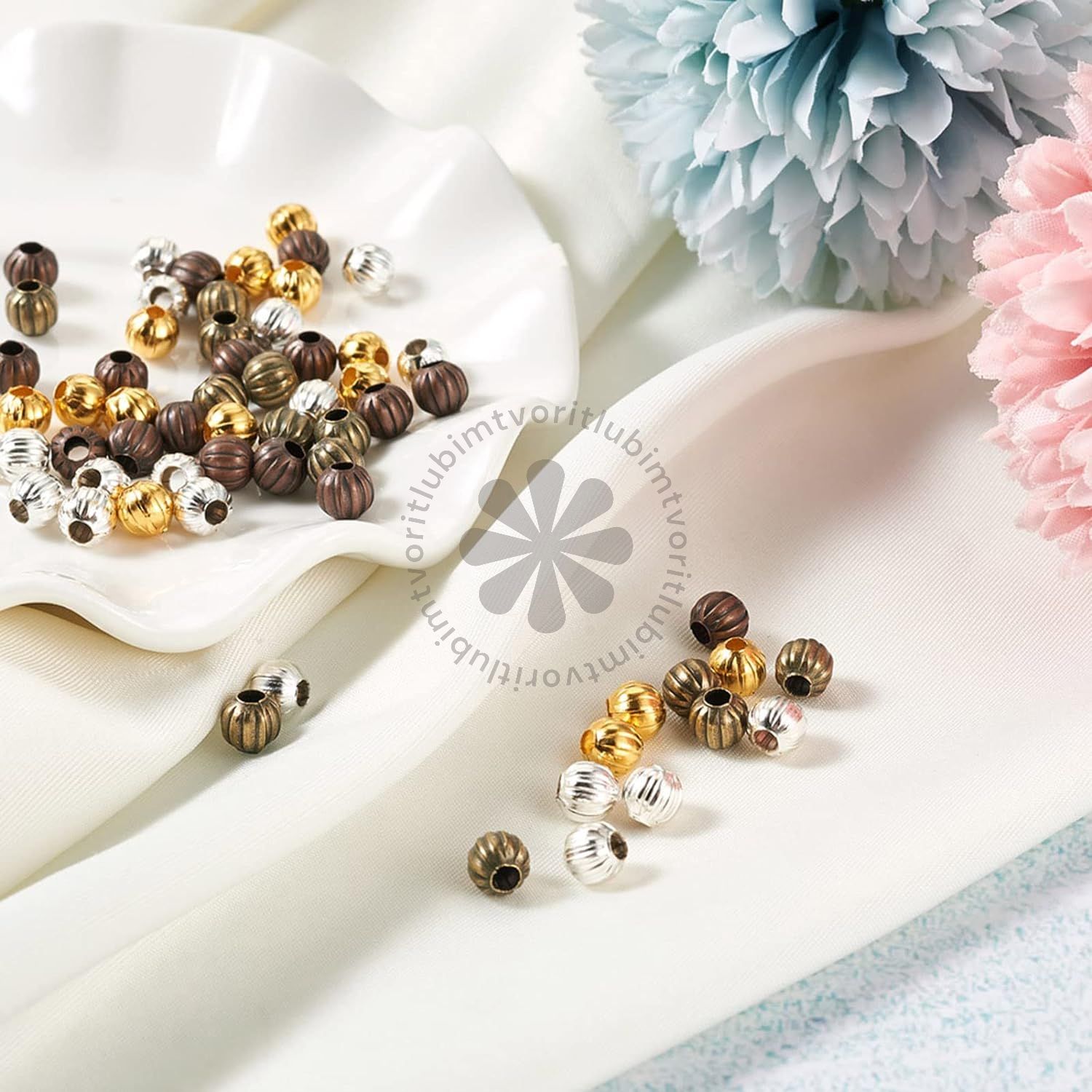 Kovová korálka, 8 mm - 10 ks