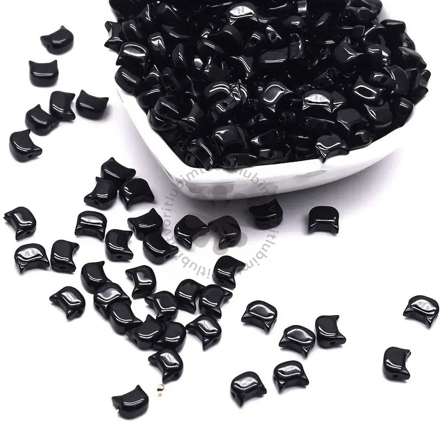 Sklenené korálky mačky, 6 mm - 10 ks