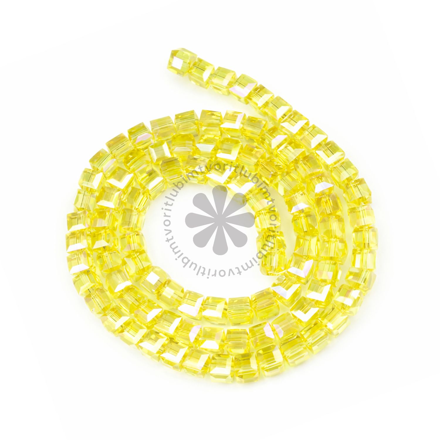 Fazetované sklenené korálky, kocky, 4 mm - 100 ks